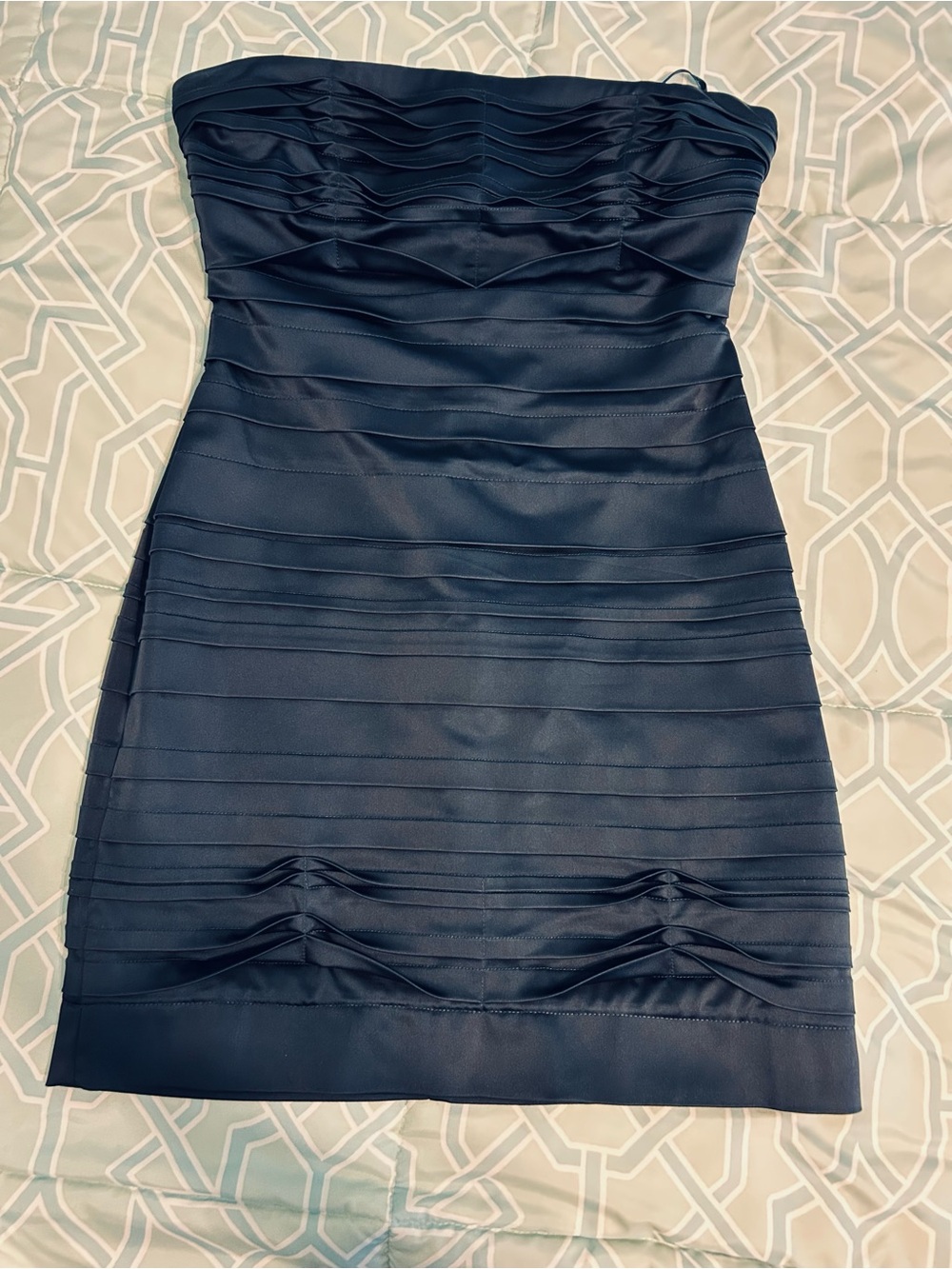 BCBGMaxAzria Strapless Navy Fitted Cocktail Dress